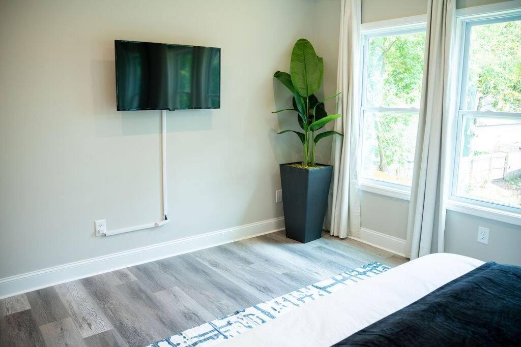 Brand New: Urban Oasis 5 Min From Mercedes Benz Atlanta Extérieur photo